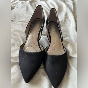 Bandolino Black Pointed Toe Heels